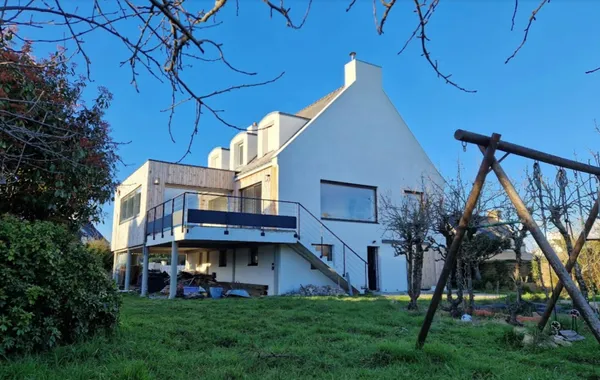 Large Family House with Garden